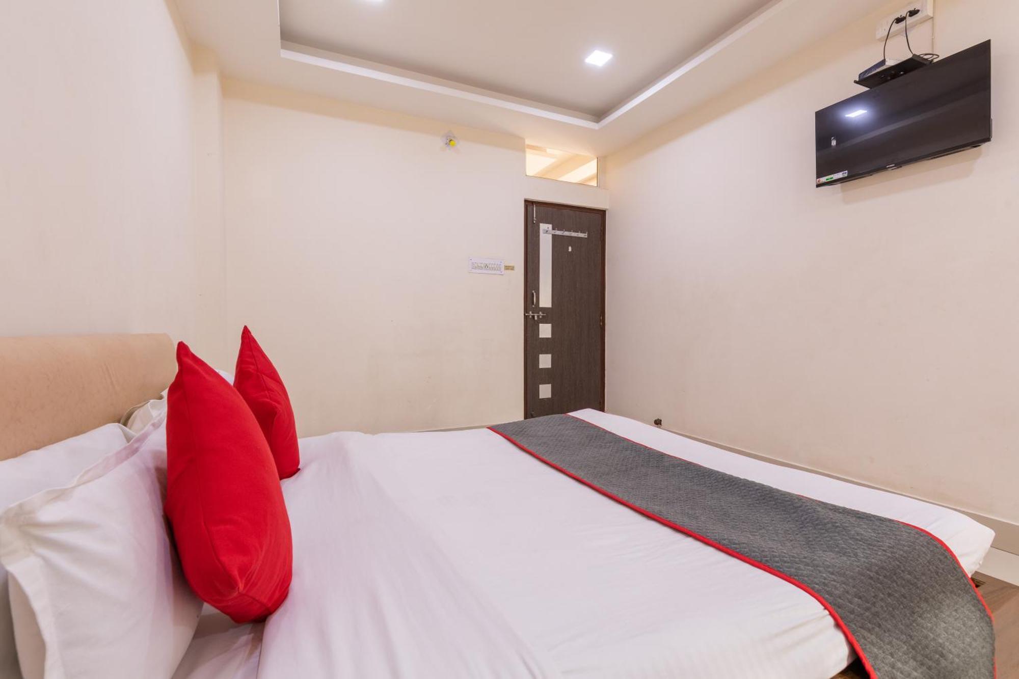 Ruchishree Garden Hotel Ujjain Exterior photo